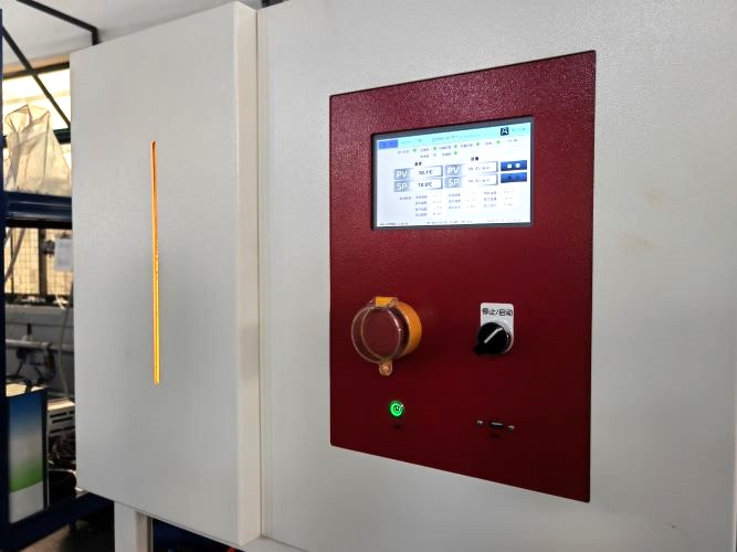 電池包用動態(tài)控制冷水機(jī)：精準(zhǔn)溫控的前沿解決方案